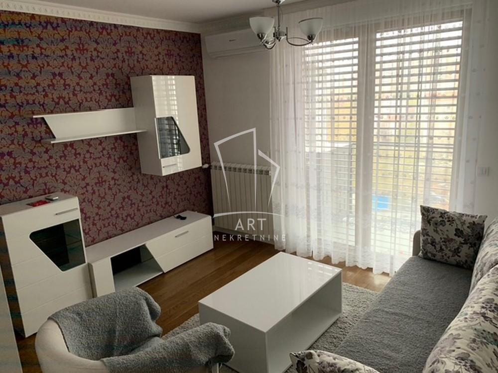 Slika 1 - Ravanička, Dvosoban stan za izdavanje, 33m2, 650€