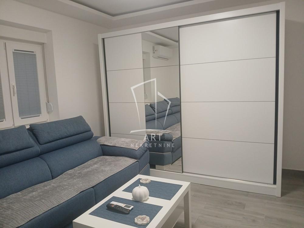 Slika 1 - Kneza Stracimira, Jednosoban stan za izdavanje, 32m2, 600€