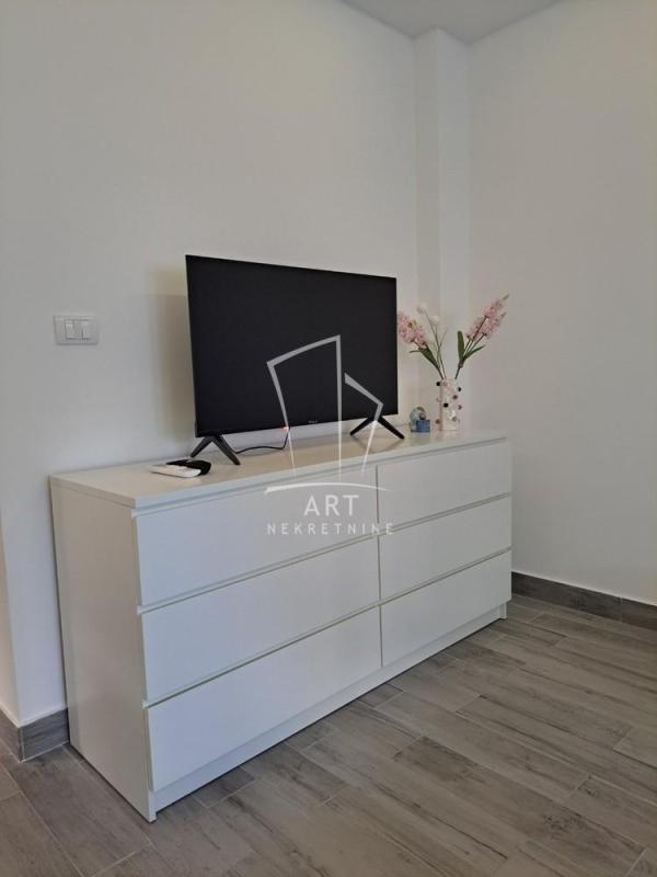 Slika 3 - Kneza Stracimira, Jednosoban stan za izdavanje, 32m2, 600€