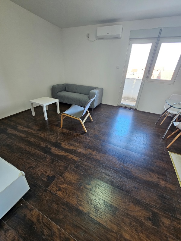 Slika 1 - LIČKA, Dvosoban stan za izdavanje, 47m2, 330€