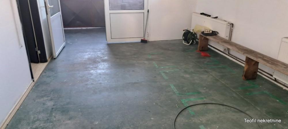 Slika 4 - Majora Gavrilovića,  Lokal za izdavanje, 400m2, 3.000€