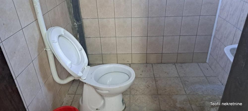 Slika 6 - Majora Gavrilovića,  Lokal za izdavanje, 400m2, 3.000€