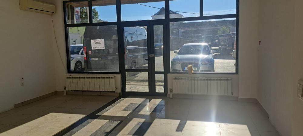 Slika 1 - Kneza Mihaila,  Lokal za izdavanje, 60m2, 600€