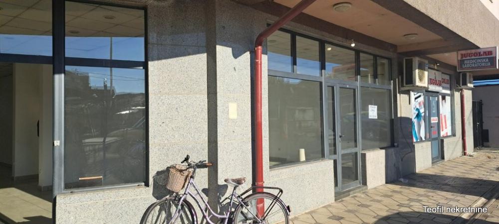 Slika 2 - Kneza Mihaila,  Lokal za izdavanje, 60m2, 600€