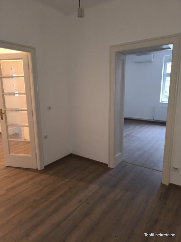 Slika 6 - Vojvode Brane, Petosoban stan za izdavanje, 120m2, 1.400€