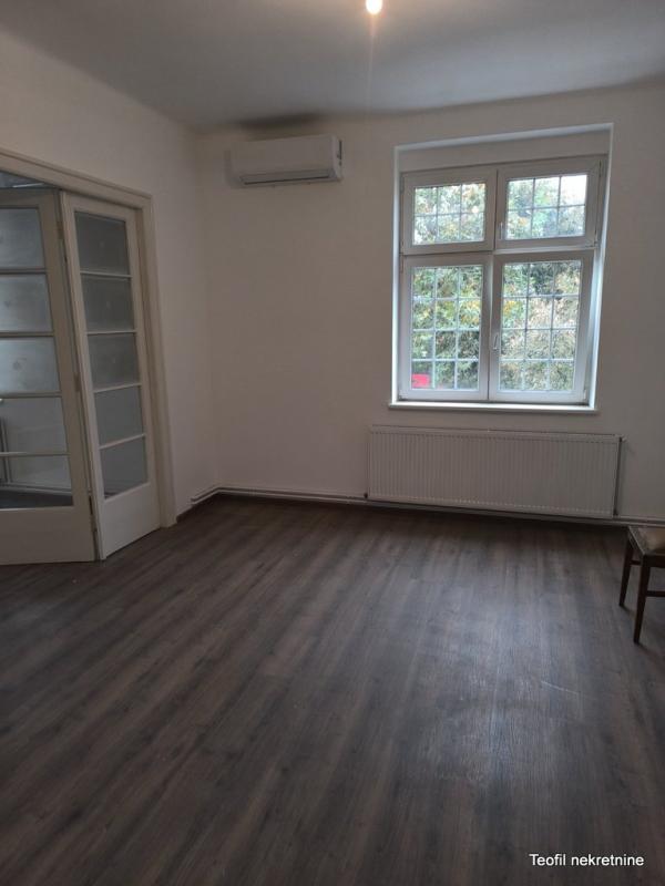 Slika 7 - Vojvode Brane, Petosoban stan za izdavanje, 120m2, 1.400€