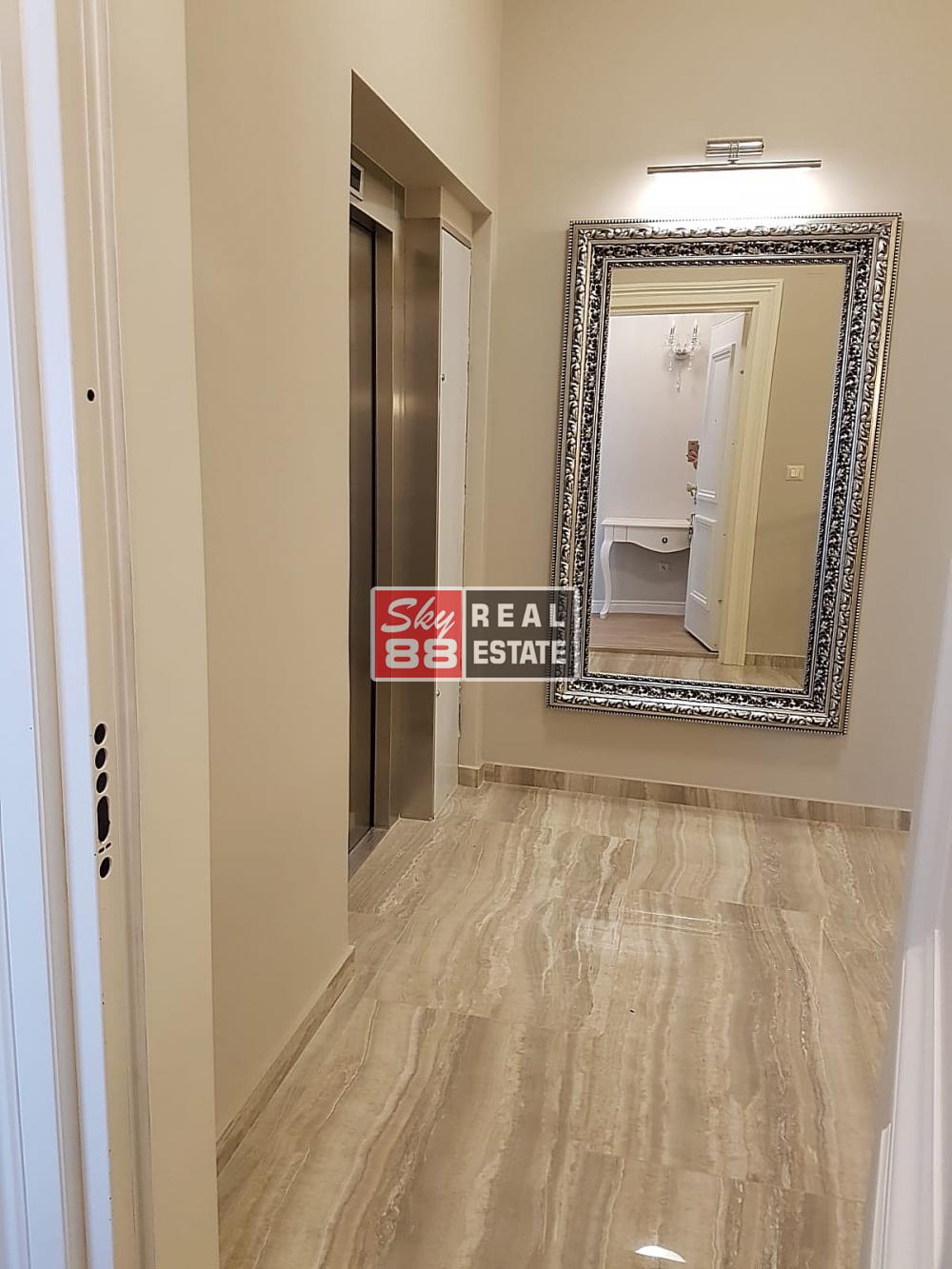 Slika 8 - Petosoban stan za izdavanje, 215m2, 4.500€