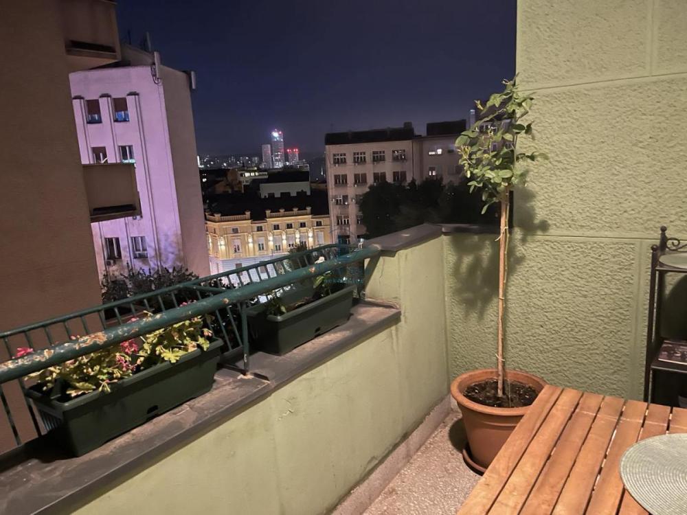 Slika 3 - Cara Lazara, Jednoiposoban stan za izdavanje, 45m2, 850€