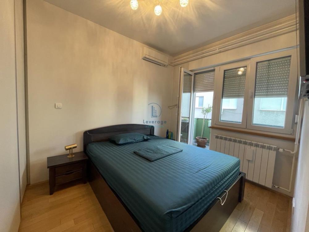 Slika 5 - Cara Lazara, Jednoiposoban stan za izdavanje, 45m2, 850€