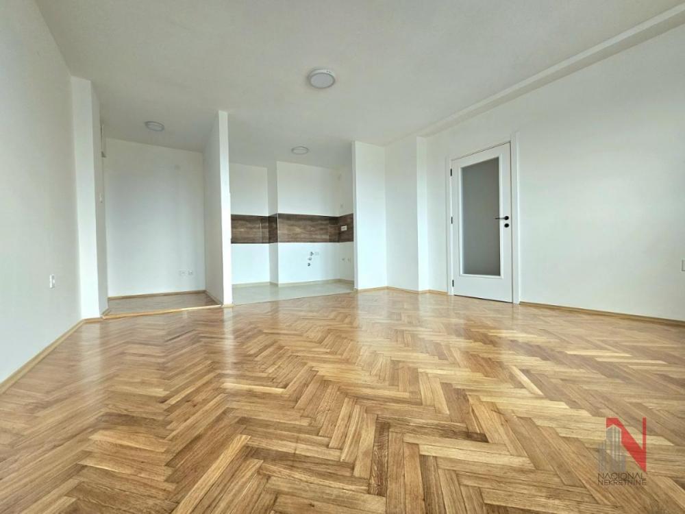 Slika 5 - BULEVAR OSLOBODJENJA, Dvoiposoban stan na prodaju, 65m2, 174.500€