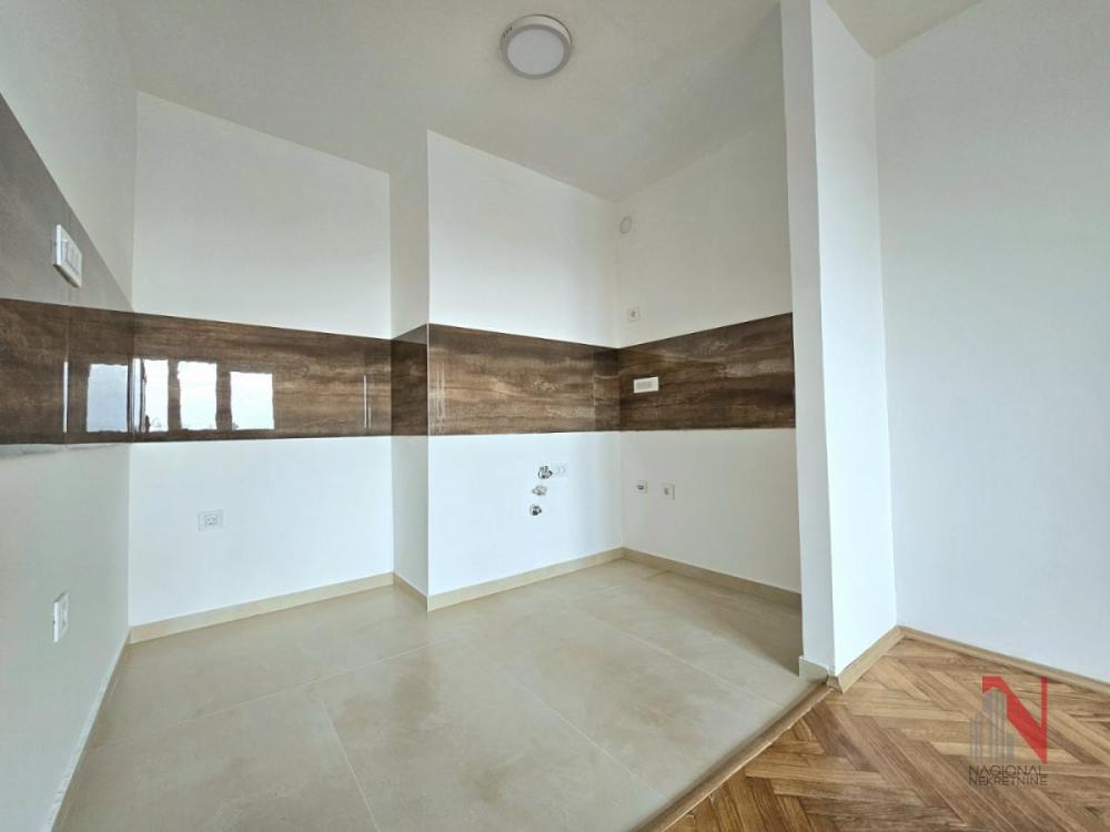 Slika 3 - BULEVAR OSLOBODJENJA, Dvoiposoban stan na prodaju, 65m2, 174.500€