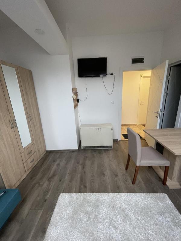 Slika 1 - Jednosoban stan za izdavanje, 28m2, 220€