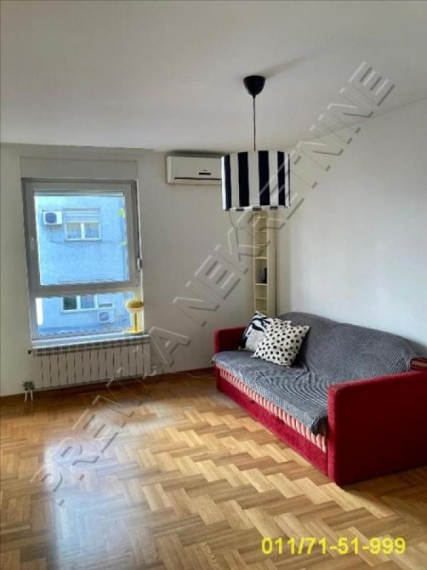 Slika 1 - Generala Horvatovića, Jednosoban stan za izdavanje, 38m2, 450€