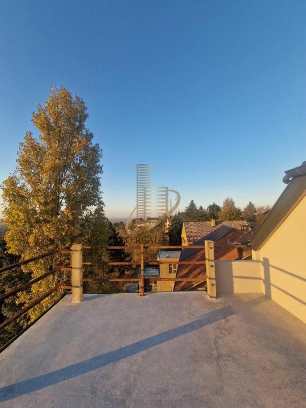 Slika 2 -  Kuća na prodaju, 550m2, 1.500.000€