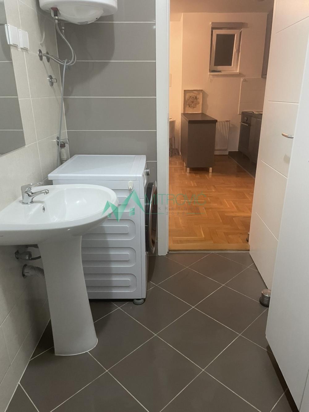 Slika 10 - Jednoiposoban stan za izdavanje, 49m2, 400€