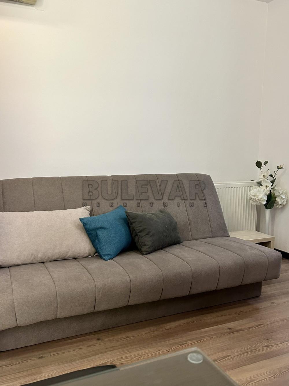 Slika 2 - Knjaževačka,  Stan za izdavanje, 30m2, 400€