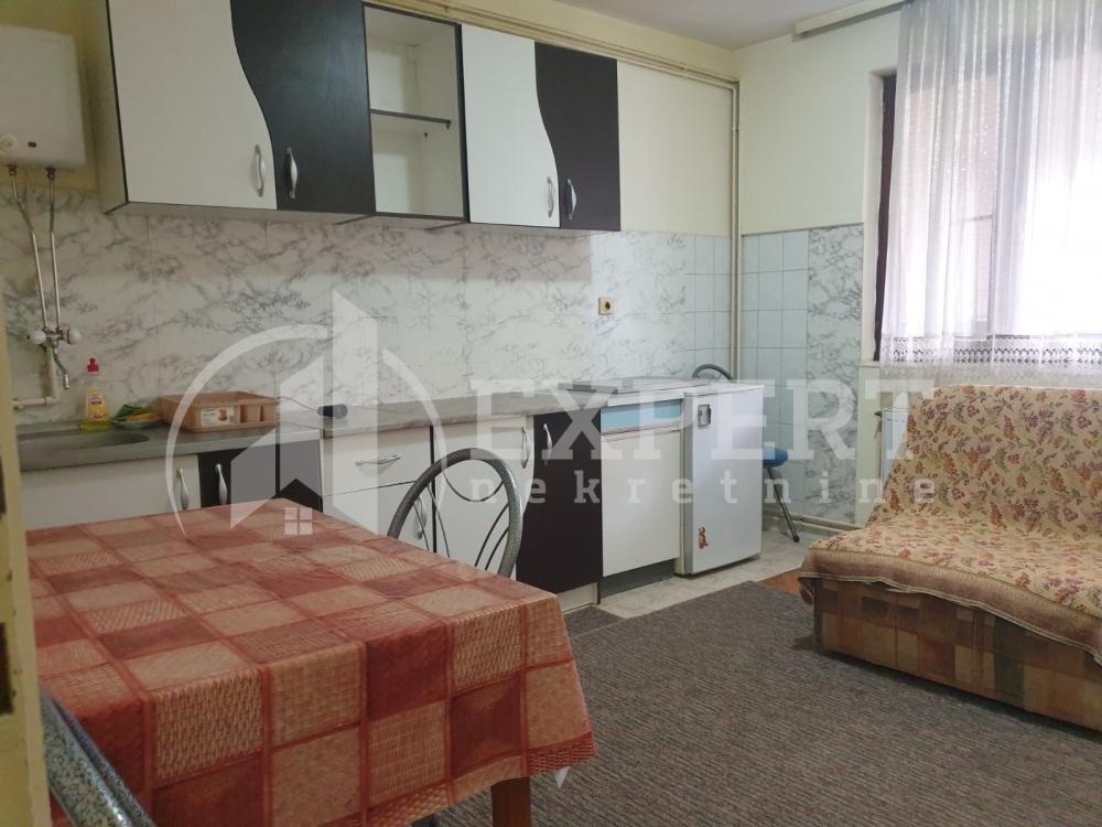 Slika 2 - Patrisa Lumumbe, Jednoiposoban stan na prodaju, 33m2, 66.000€