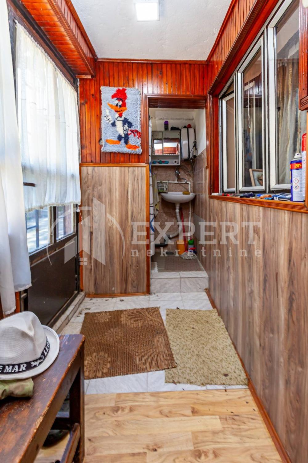 Slika 11 - Berbatovo,  Kuća na prodaju, 65m2, 30.000€