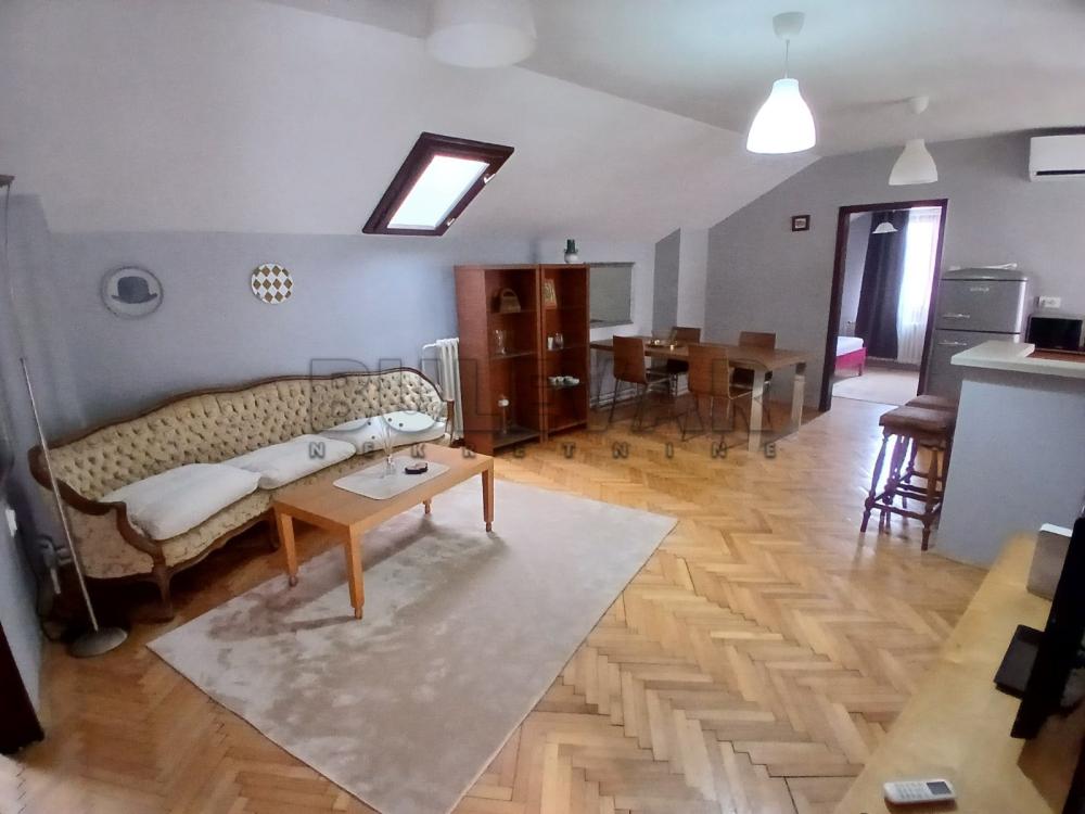 Slika 2 - Jug Bogdanova, Četvorosoban stan za izdavanje, 76m2, 450€