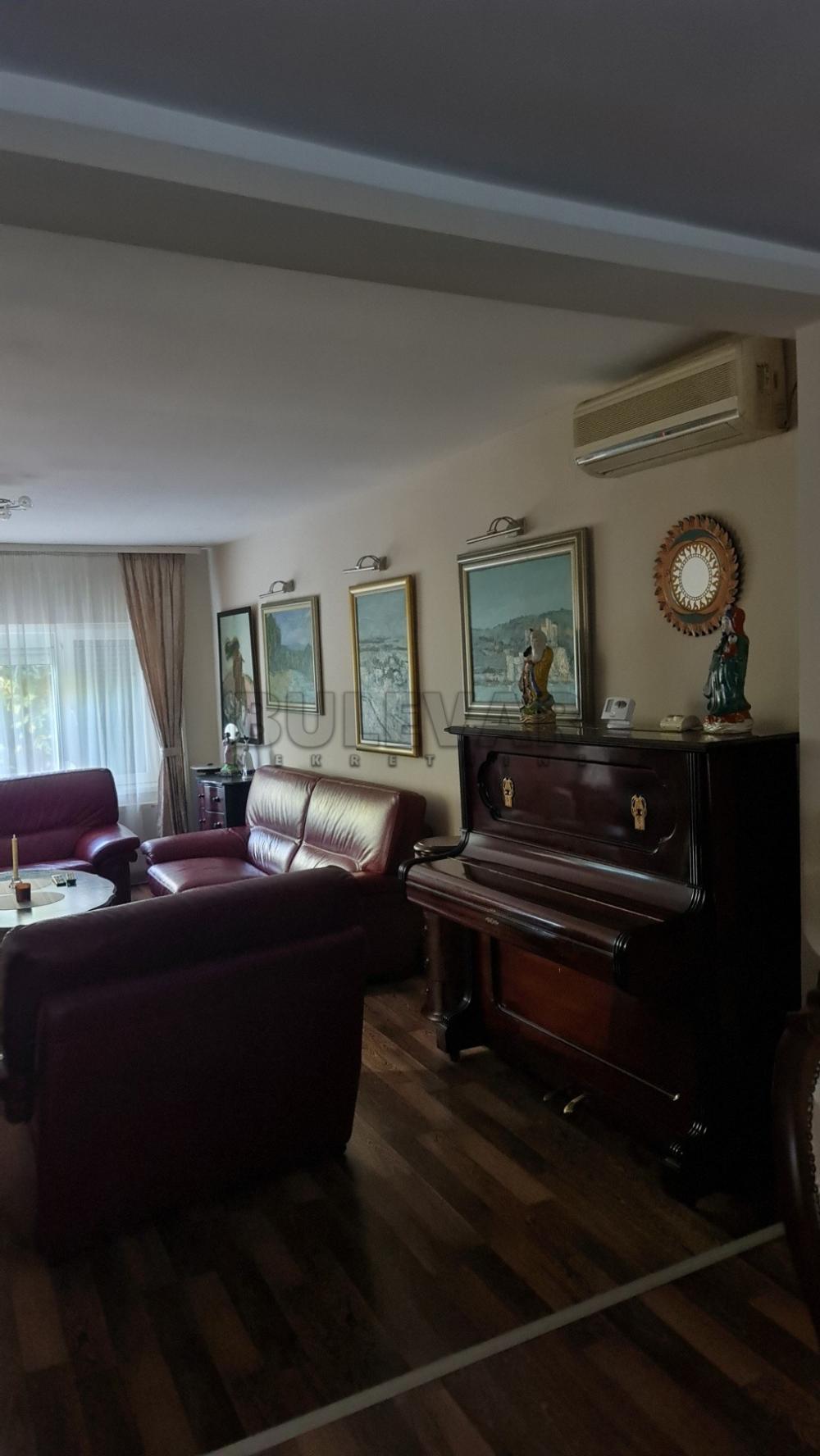 Slika 7 - Žrtava fašizma,  Kuća za izdavanje, 400m2, 1.000€