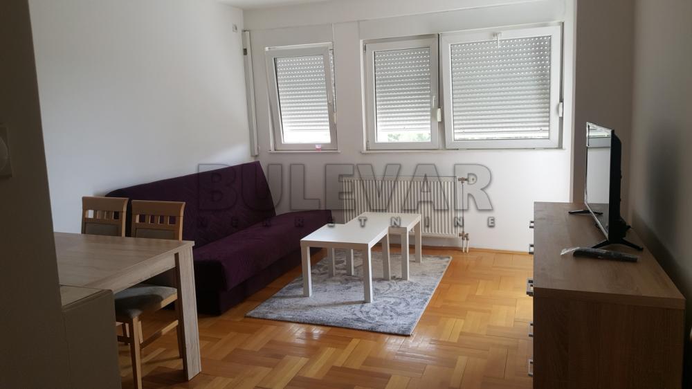 Glavna slika -Ćirila i Metodija, Jednoiposoban stan za izdavanje, 48m2, 350€