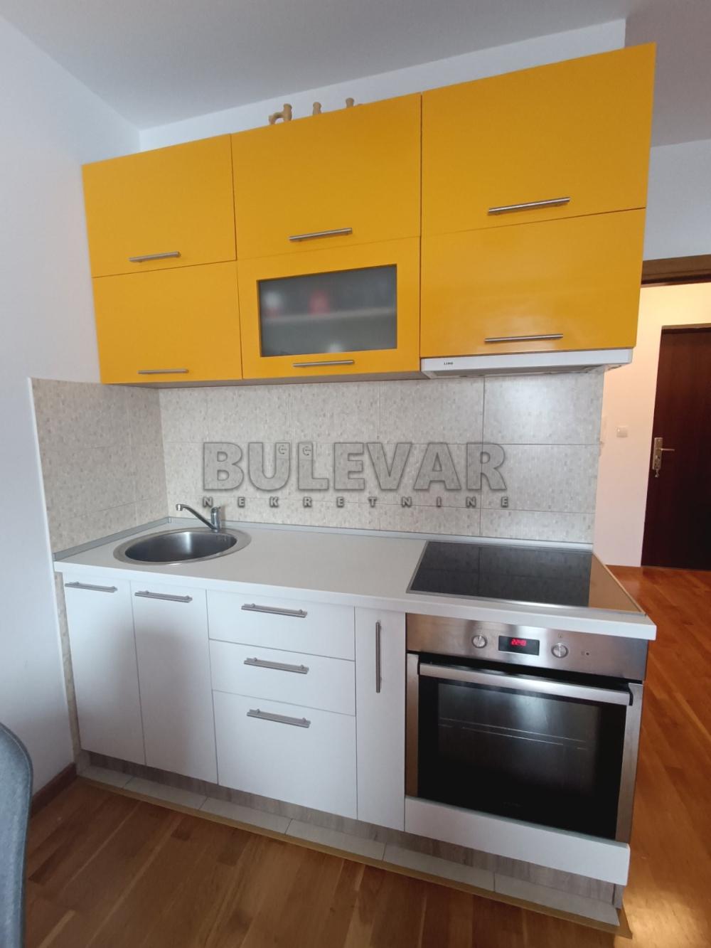 Slika 3 - Jovana Skerlića, Jednoiposoban stan za izdavanje, 30m2, 300€