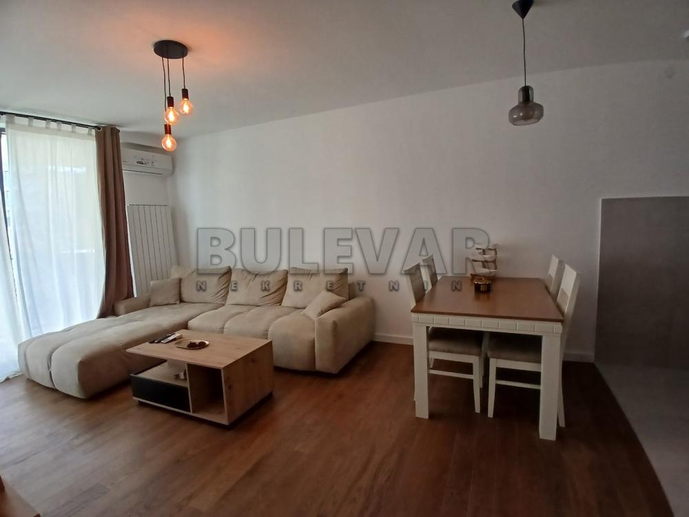 Slika 2 - Blagoja Parovića, Dvoiposoban stan za izdavanje, 76m2, 750€