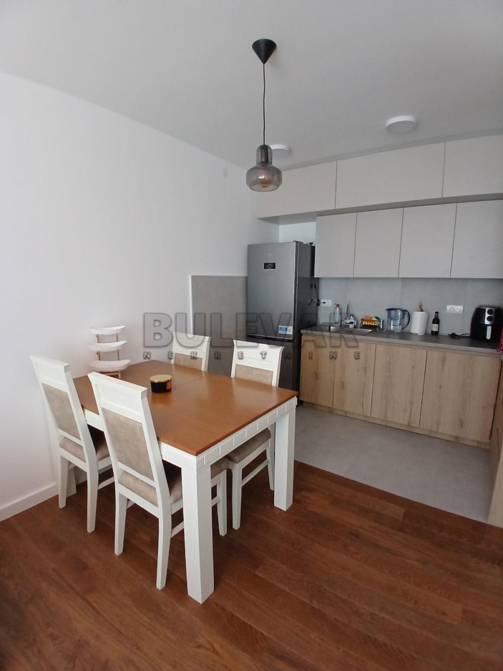 Slika 4 - Blagoja Parovića, Dvoiposoban stan za izdavanje, 76m2, 750€