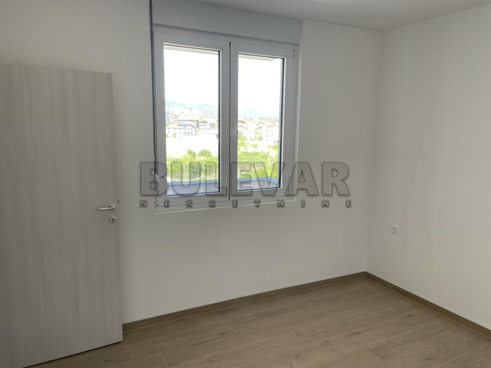 Slika 2 - Radoja Domanovića, Dvoiposoban stan za izdavanje, 60m2, 350€