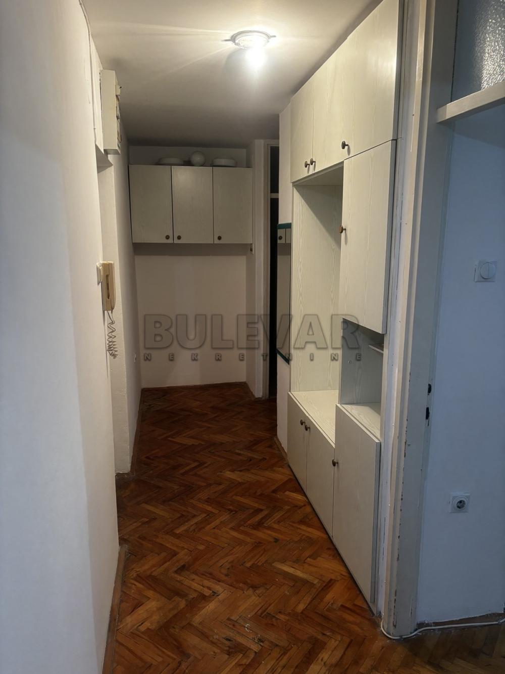 Slika 5 - Pariske komune, Dvosoban stan za izdavanje, 60m2, 250€