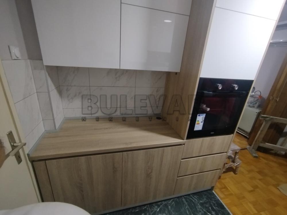 Slika 6 - Bulevar Nemanjića, Dvosoban stan za izdavanje, 52m2, 350€