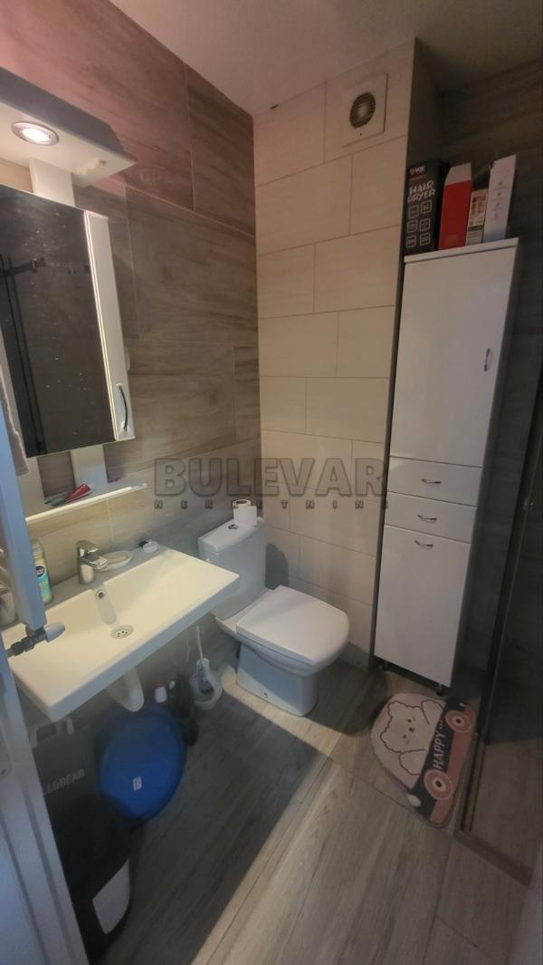 Slika 6 - Jovana Skerlića, Jednoiposoban stan za izdavanje, 42m2, 350€