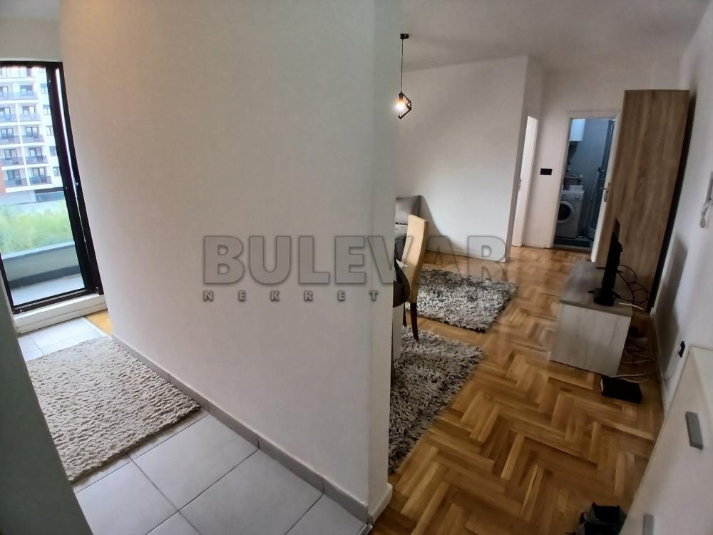 Slika 10 - Prvomajska, Jednoiposoban stan za izdavanje, 44m2, 370€