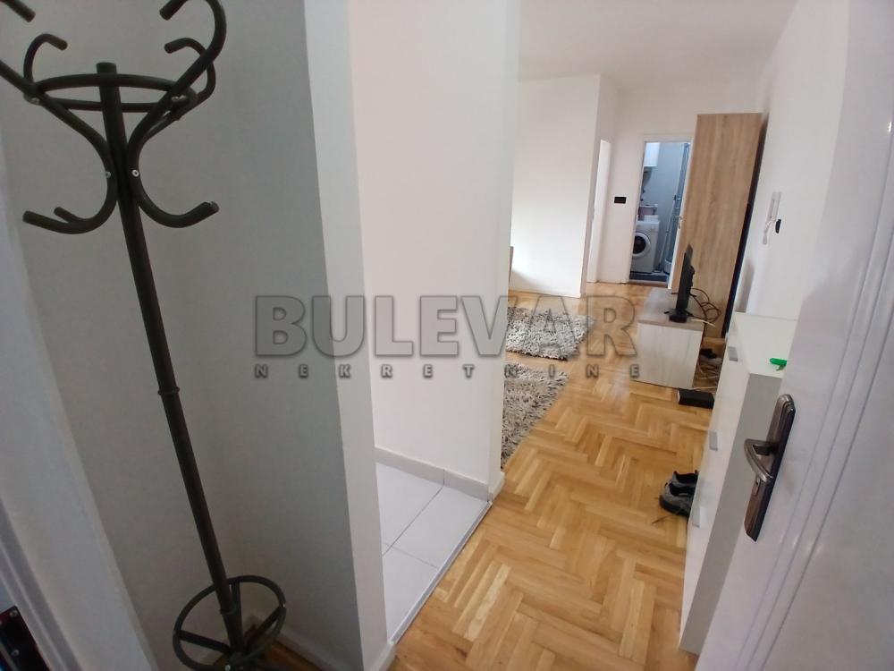 Slika 11 - Prvomajska, Jednoiposoban stan za izdavanje, 44m2, 370€