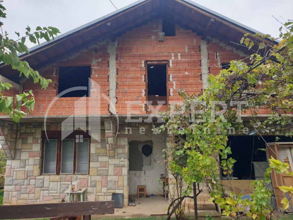 Slika 2 - Donje Vlase,  Kuća na prodaju, 104m2, 49.000€