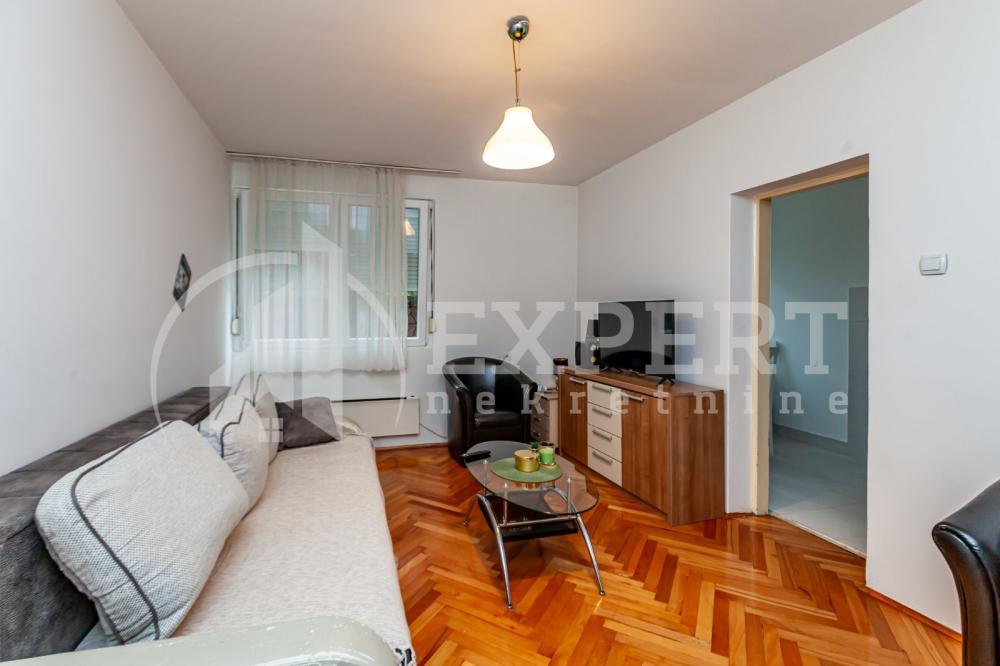 Glavna slika -Dragiše Cvetkovića, Trosoban stan na prodaju, 65m2, 130.700€