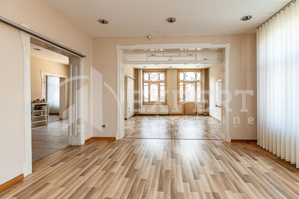 Slika 1 - Nikole Pašića,  Lokal na prodaju, 400m2, 2.000.000€