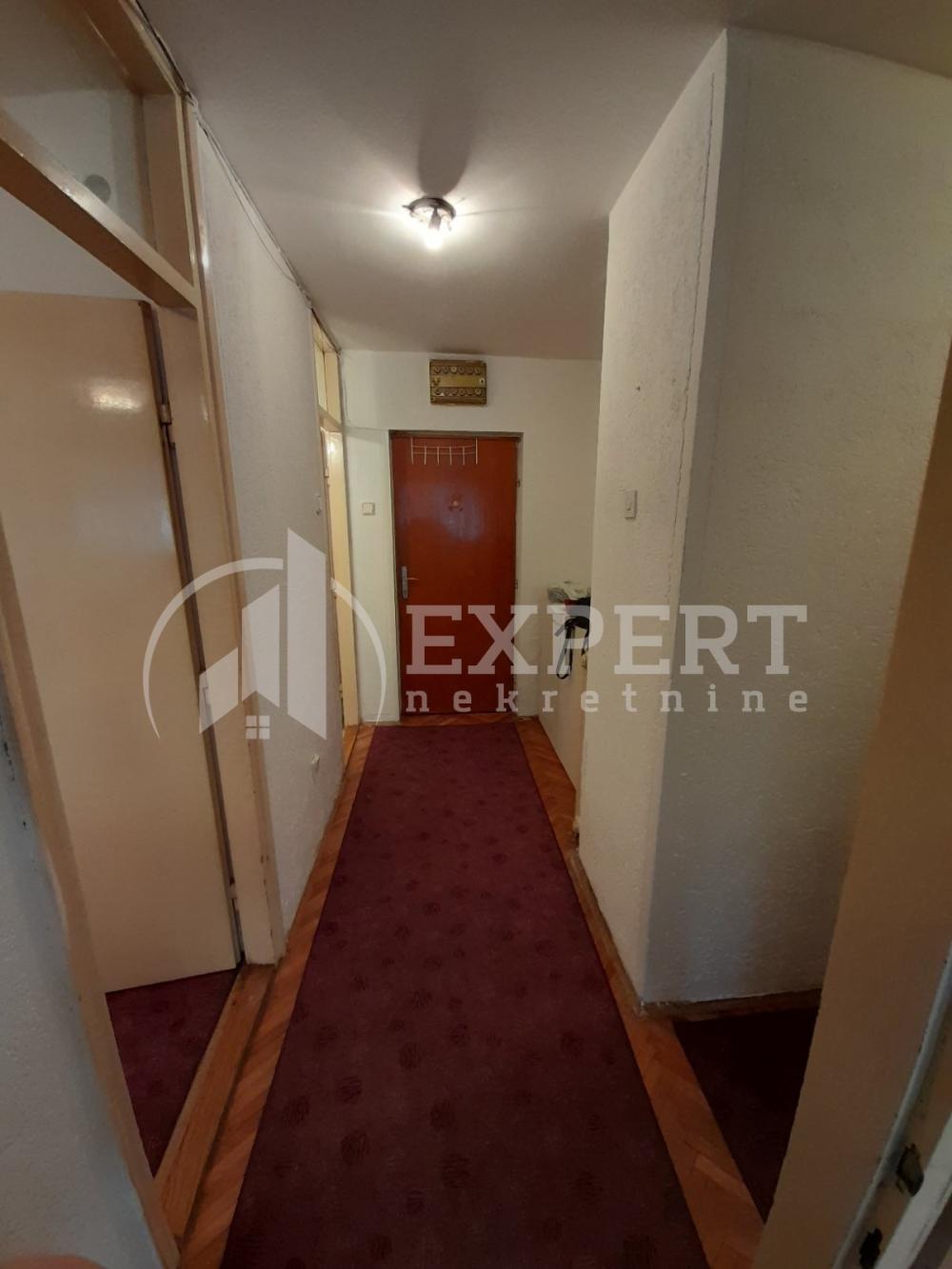 Slika 7 - Vojvode Tankosića,  Lokal za izdavanje, 85m2, 350€