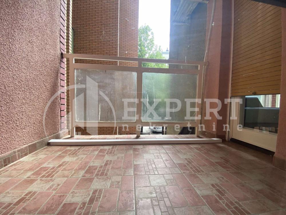 Slika 11 - Prijezdina,  Lokal za izdavanje, 55m2, 350€