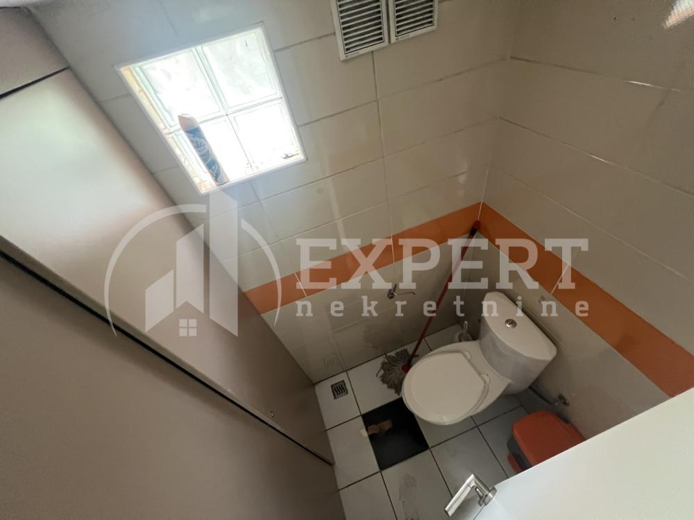 Slika 8 - Vožda Karađorđa,  Lokal za izdavanje, 88m2, 950€