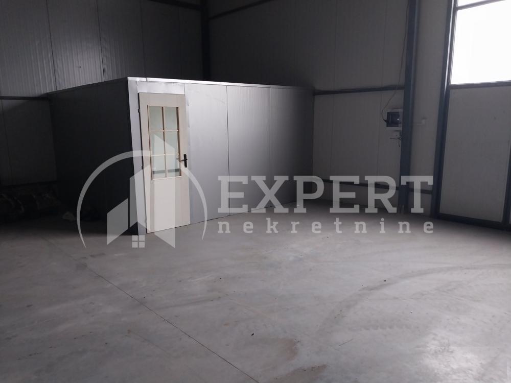 Slika 2 - Topličkog partizanskog odreda,  Lokal za izdavanje, 450m2, 1.575€