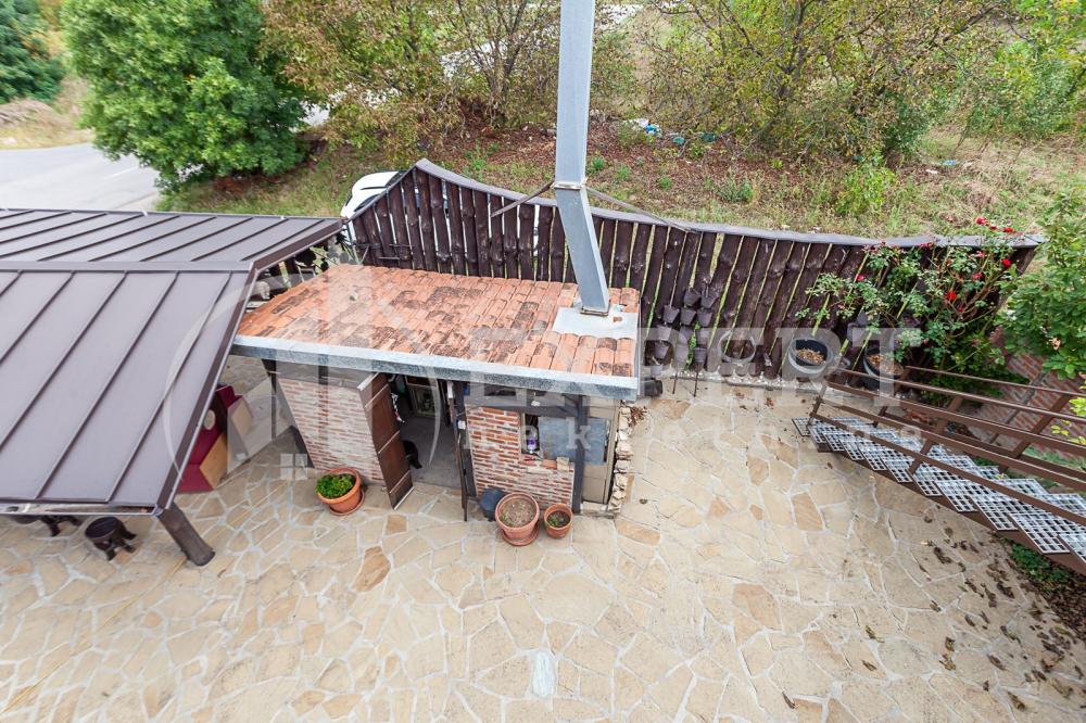 Slika 2 - Vojvode Putnika,  Kuća na prodaju, 267m2, 269.000€