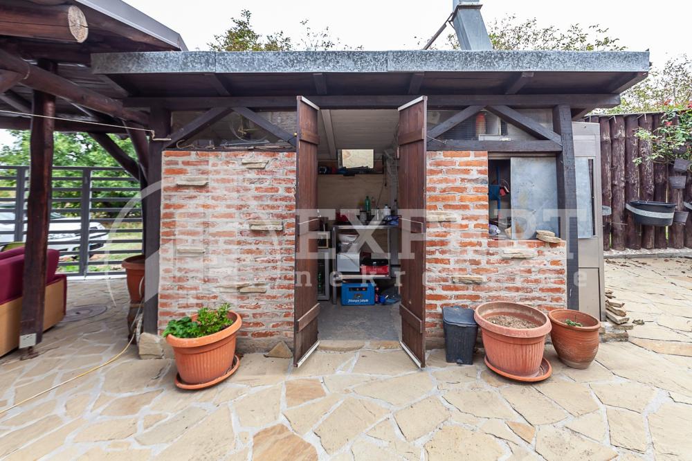 Slika 3 - Vojvode Putnika,  Kuća na prodaju, 267m2, 269.000€