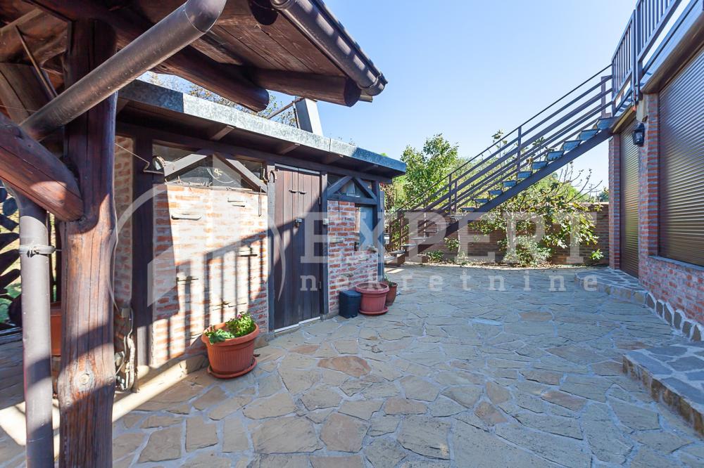 Slika 6 - Vojvode Putnika,  Kuća na prodaju, 267m2, 269.000€