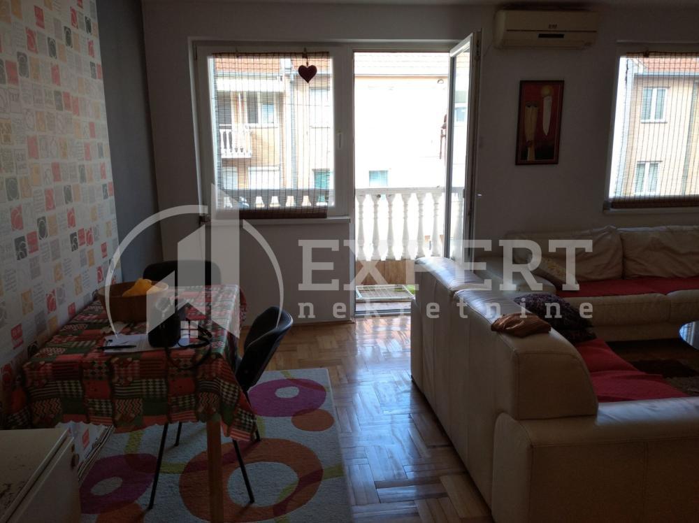 Glavna slika -Studenička, Troiposoban stan na prodaju, 80m2, 113.000€