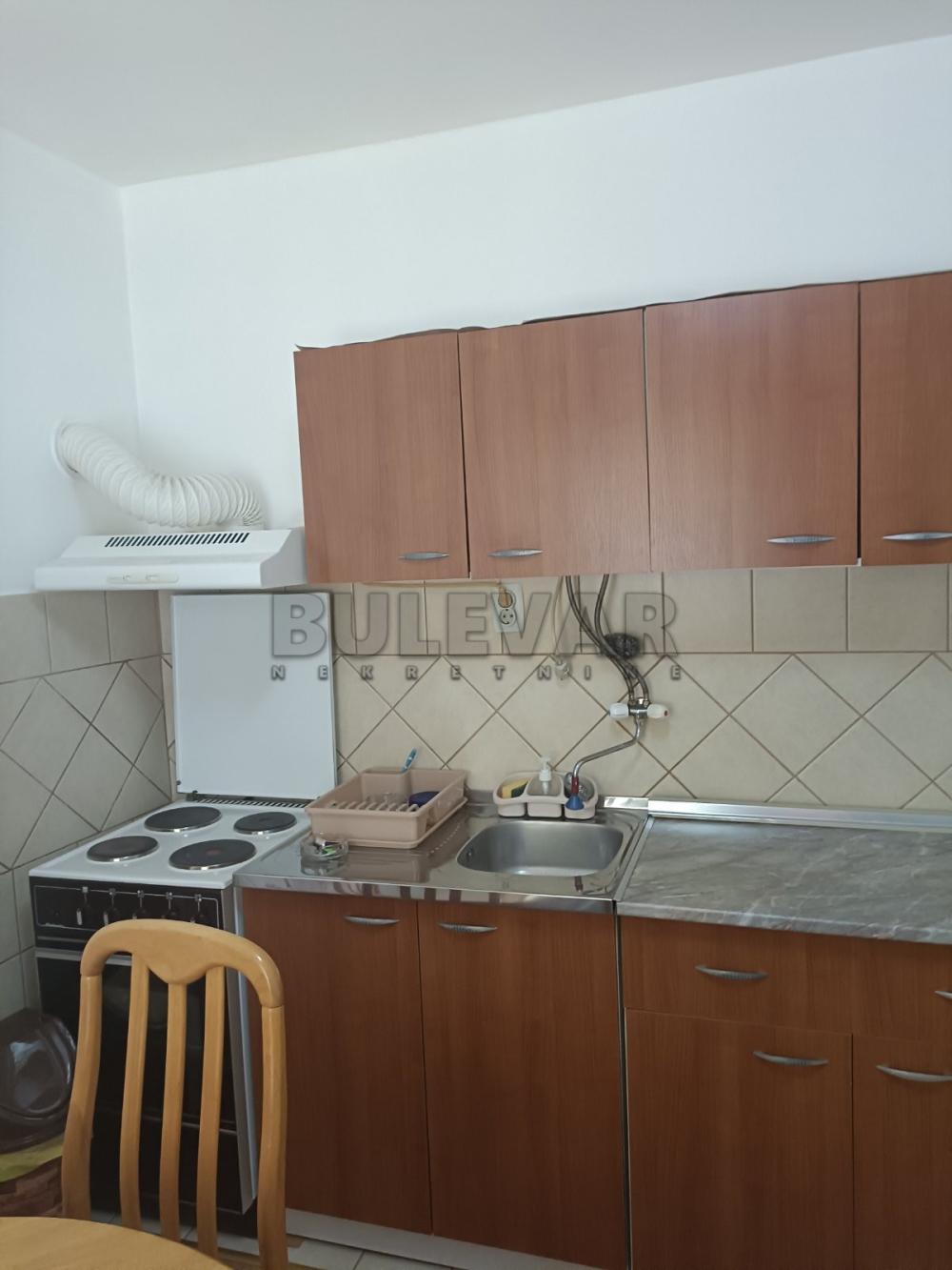 Slika 10 - Branka Radičevića, Jednoiposoban stan za izdavanje, 31m2, 250€