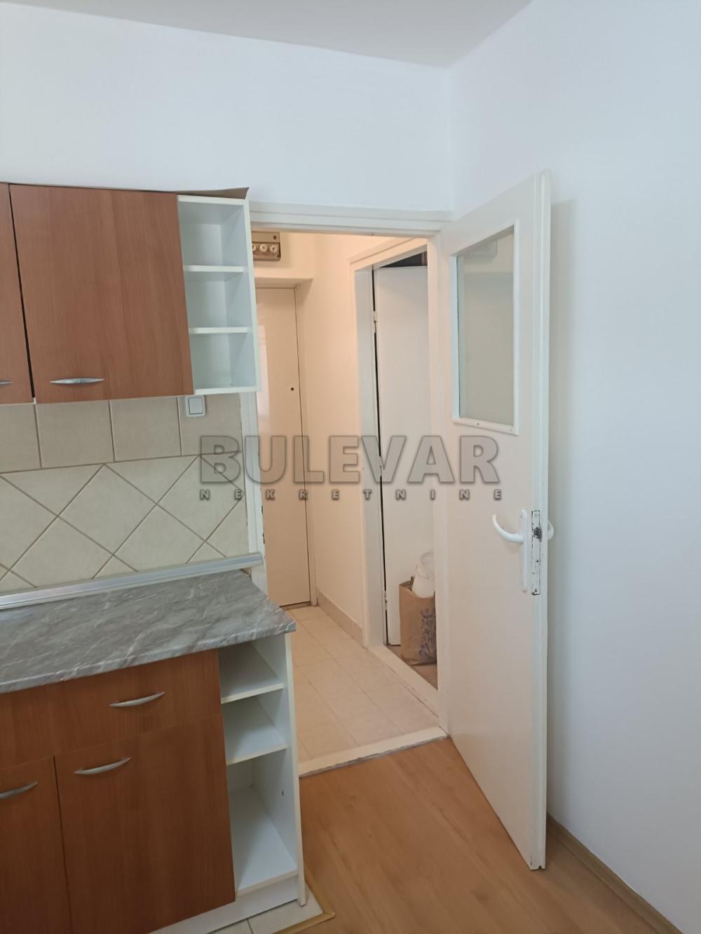 Slika 9 - Branka Radičevića, Jednoiposoban stan za izdavanje, 31m2, 250€