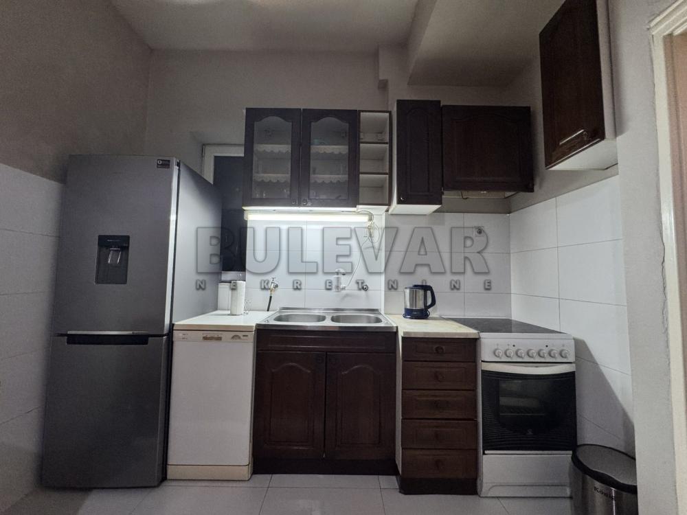 Slika 6 - Nikole Pašića, Dvoiposoban stan za izdavanje, 93m2, 550€