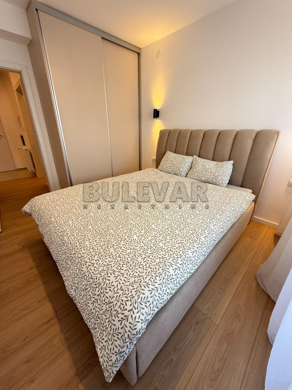 Slika 11 - Cara Dušana, Jednoiposoban stan za izdavanje, 52m2, 550€