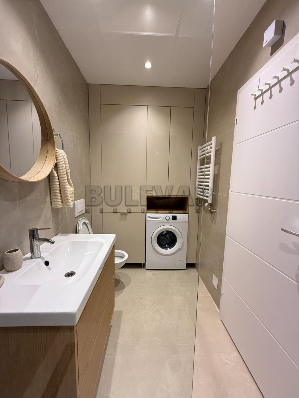 Slika 10 - Cara Dušana, Jednoiposoban stan za izdavanje, 52m2, 550€